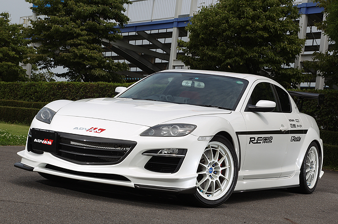 ちょっとおしゃれなマツダ RX-8(SE3P)のエアロまとめ（前期／後期含む） - NAVER まとめ